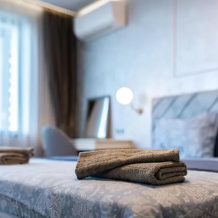 Sky Symphony Apartment Warna